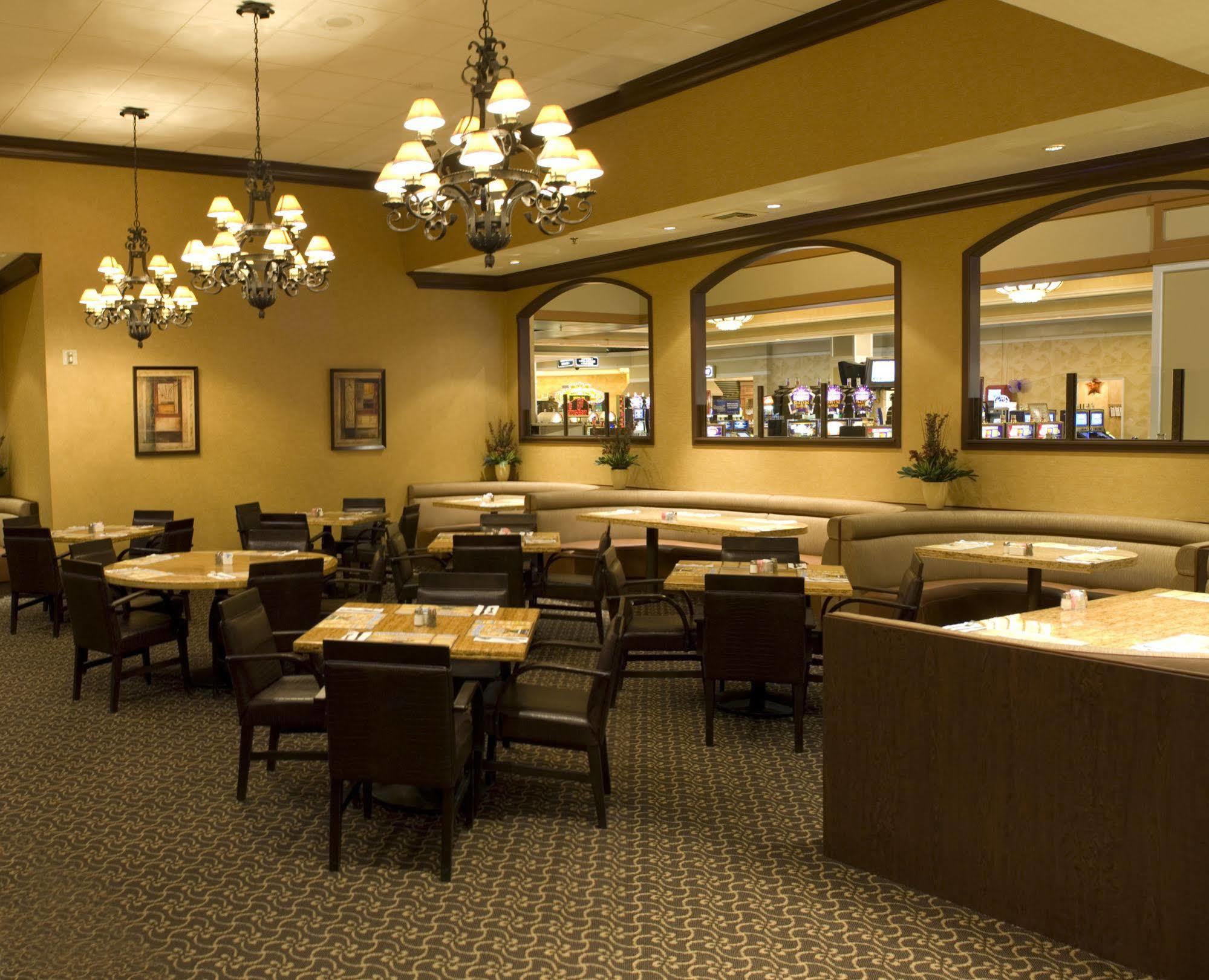Nugget & Casino Hotel